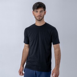 CAMISETA SLIM CUELLO EN U NEGRO