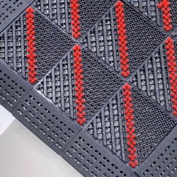 Piso Felpudo Encastrable 15x15 Negro/Rojo