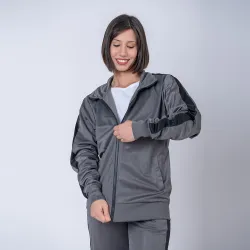Campera deportiva gris/negro